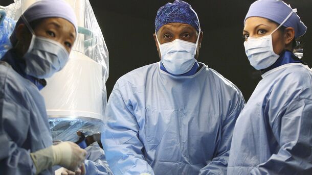 Grey's Anatomy season 23 is about a hospital squeezed for money — and so is the show