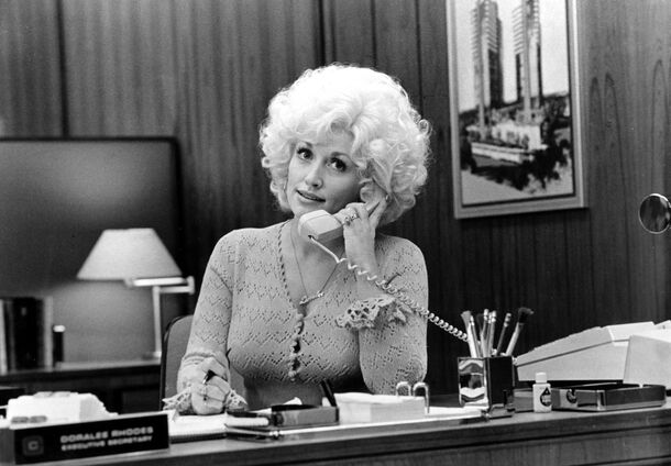 CNN put a Las Vegas impersonator in its Dolly Parton tribute, and has apologised