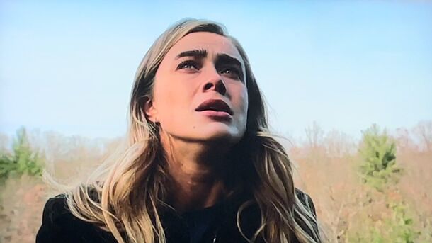 Netflix's Manifest spinoff crashes a plane in Denver, and nobody on board knows who they are
