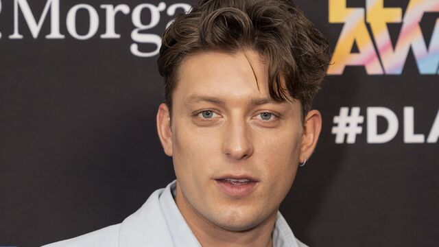Jay Kelly Star Tom Francis Emerges as James Bond Contender