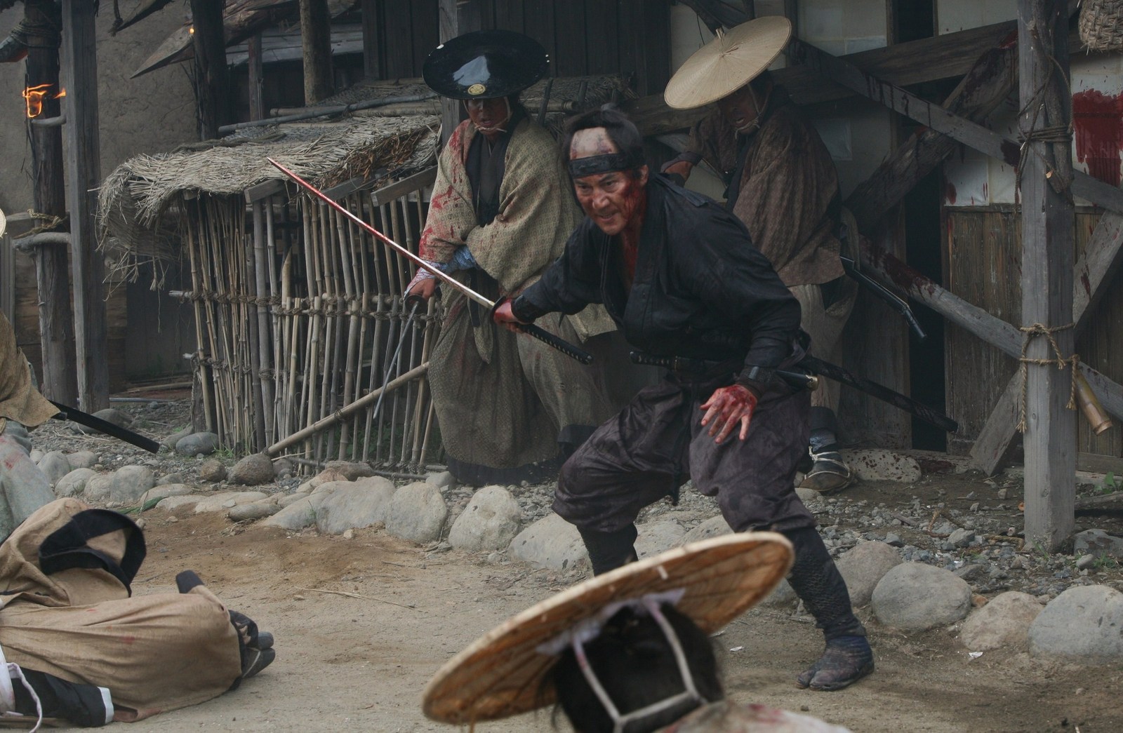 Is 13 Assassins worth watching? The last 45 minutes are one continuous battle - image 1