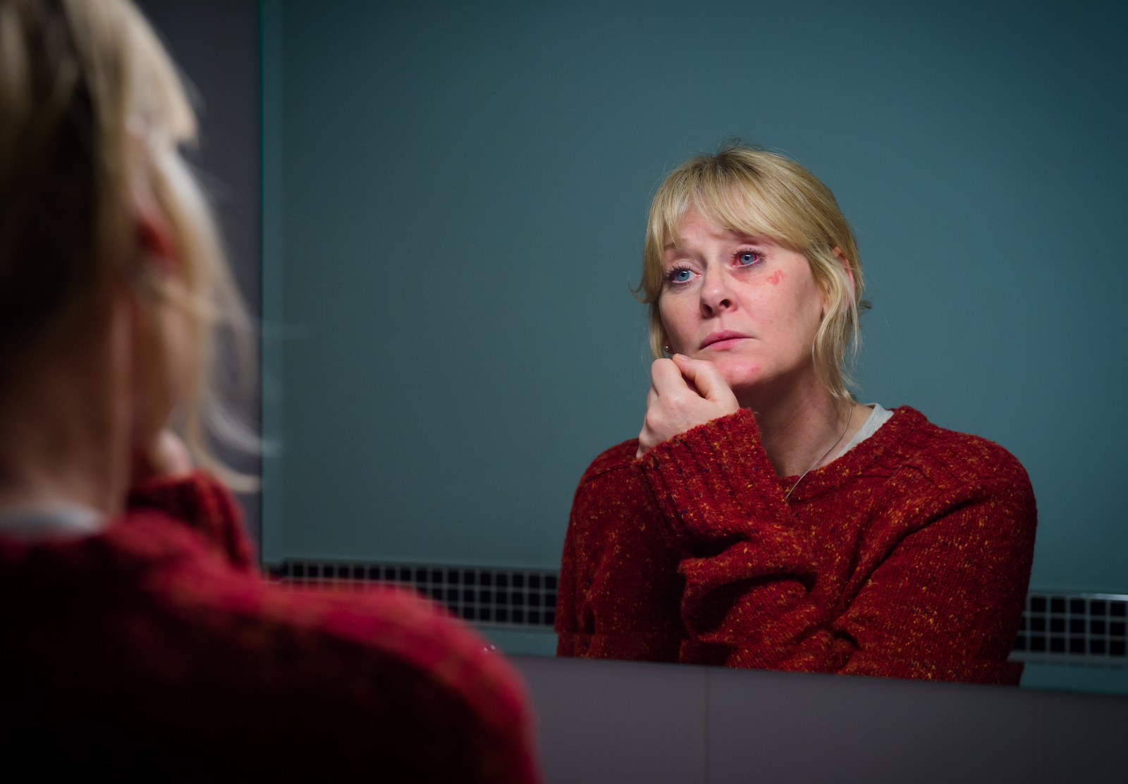 Happy Valley’s Sarah Lancashire is back on Netflix as a mother jailed 30 years for drowning her children - image 1