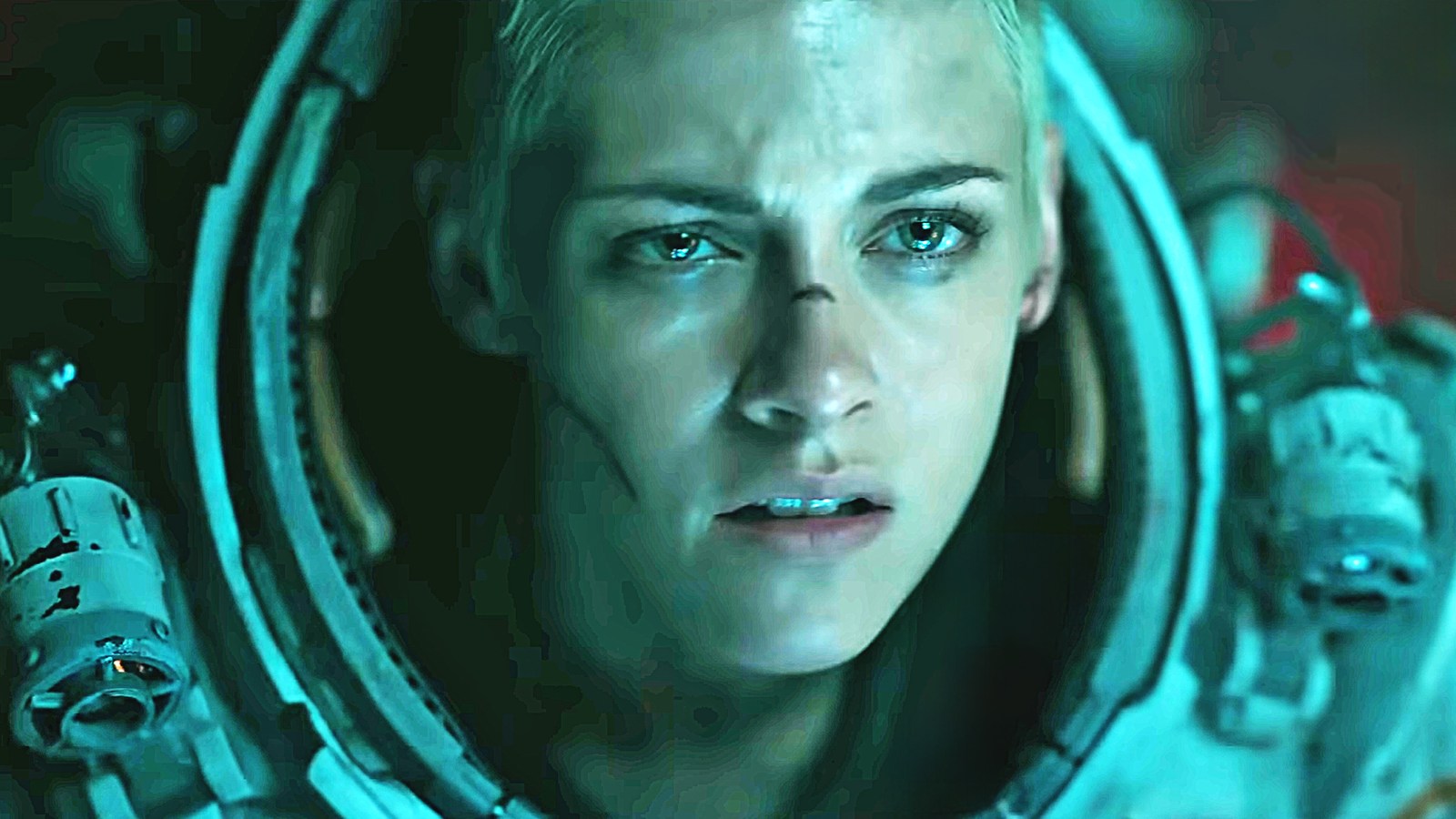 Personal Shopper, but racier: Kristen Stewart and Riley Keough's new supernatural film - image 1