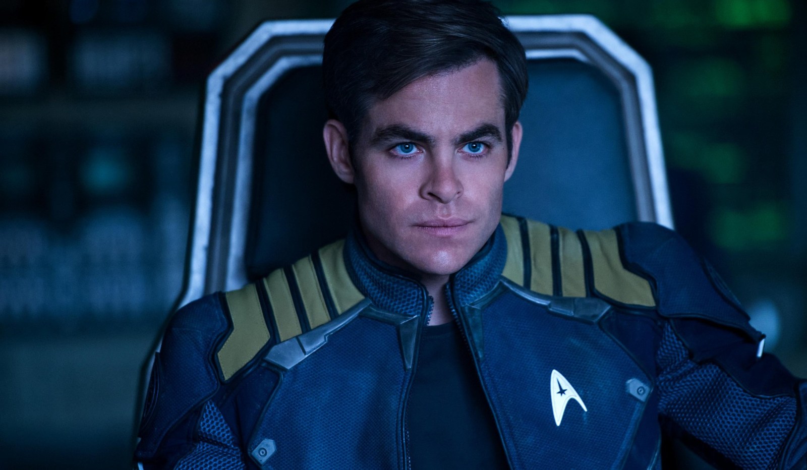Chris Evans is replacing Josh Brolin in an '80s LA noir alongside Chris Pine and Jessica Chastain - image 1
