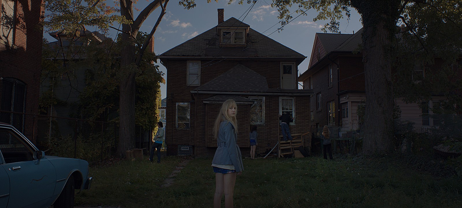 The It Follows sequel has finished shooting — set ten years on, with Mitchell and his whole crew back - image 1