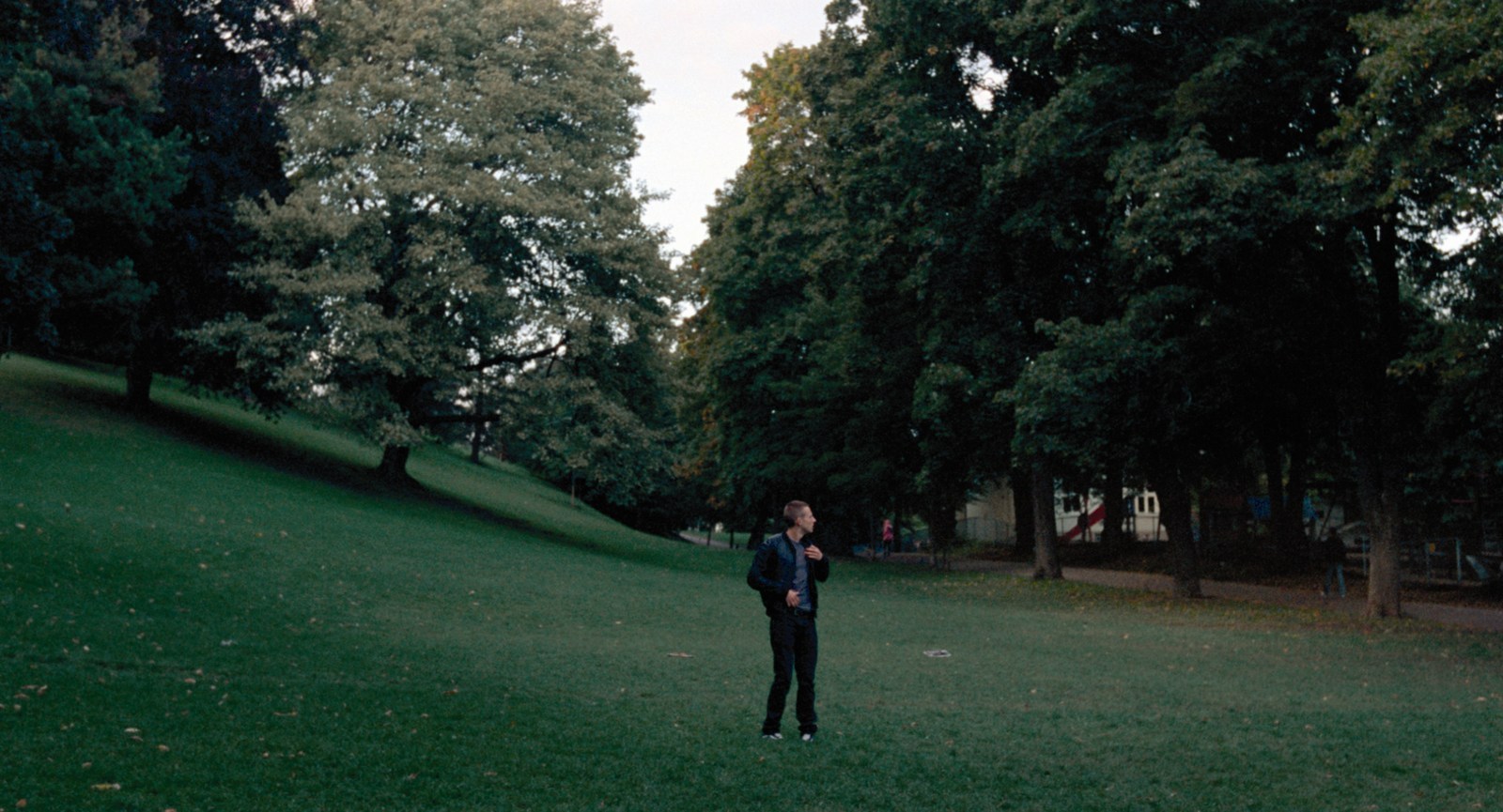 Oslo, August 31st ending explained: one reading says Anders never left his parents' house — the whole day happened in his head - image 1
